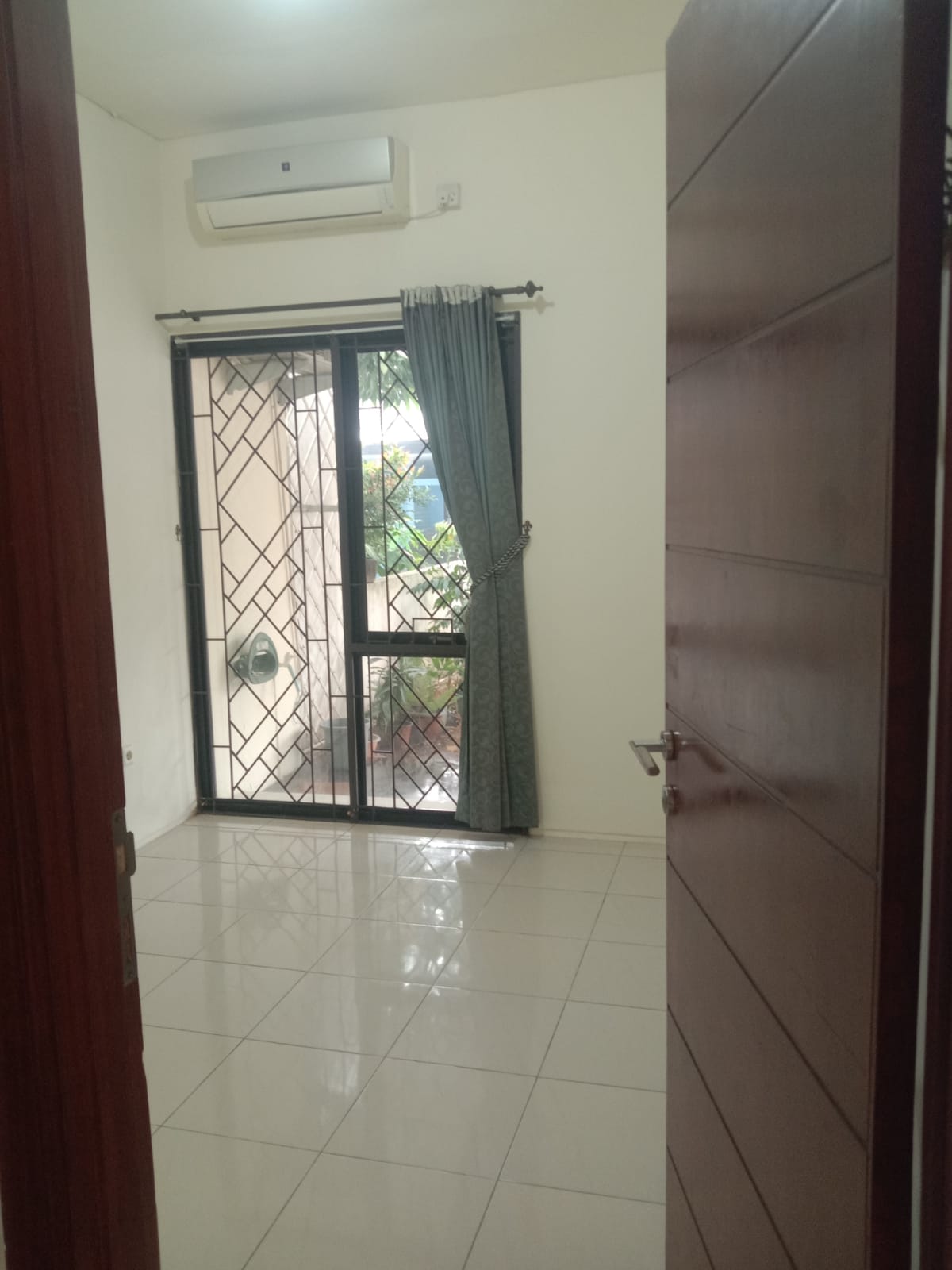 Rumah Disewakan Di Cluster Fresno Deltamas